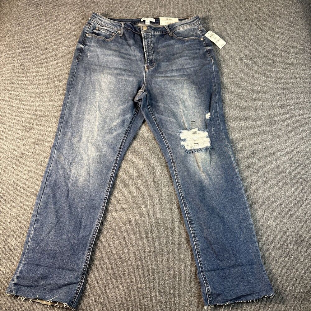NWT And Now This Macy's Plus Size 16W Merkle Distressed High Rise Straight Jeans